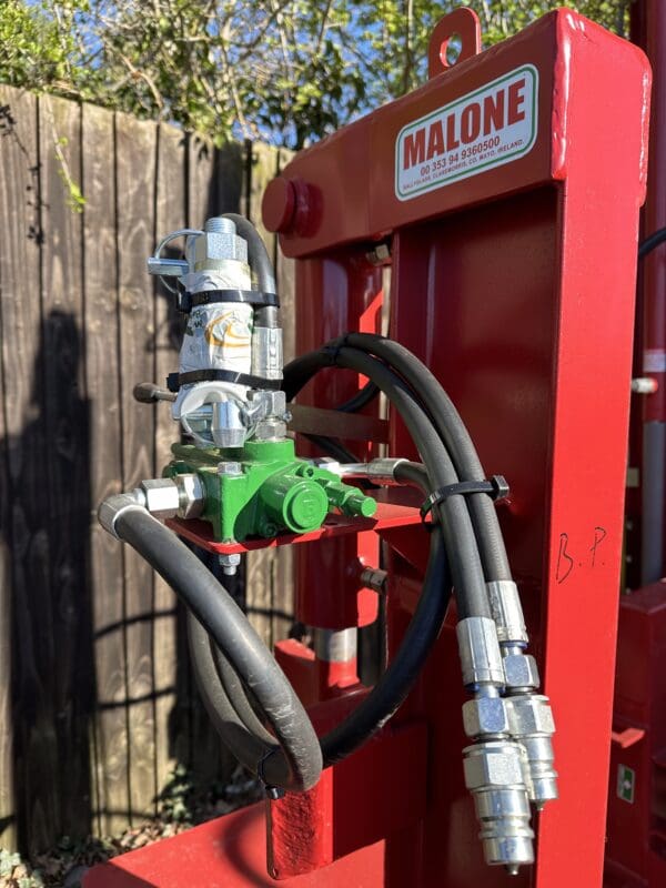 Malone Tractor mounted CAT 3 point linkage log Splitter - Image 5