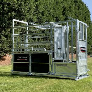 Bateman Hybrid Cattle Crush