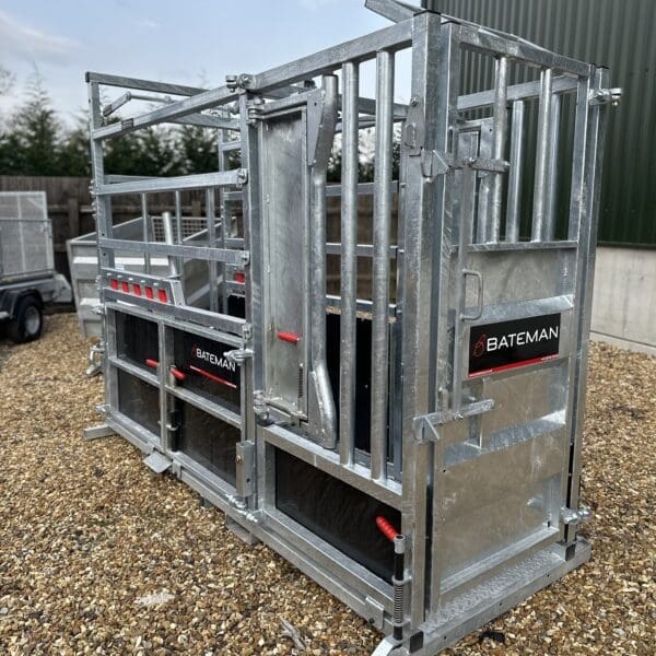 Bateman Hybrid Cattle Crush - Image 6