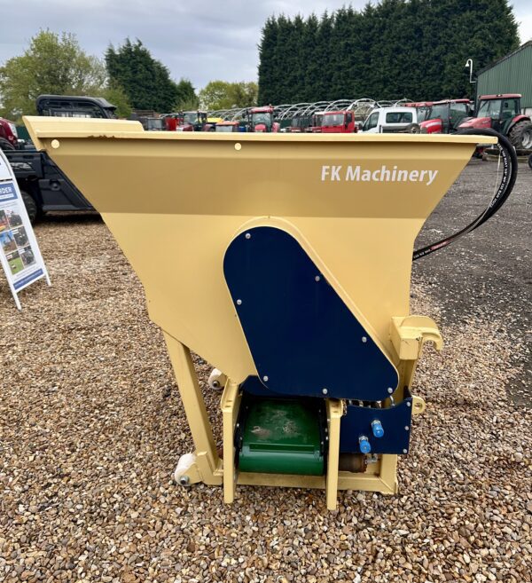 Bedding bucket