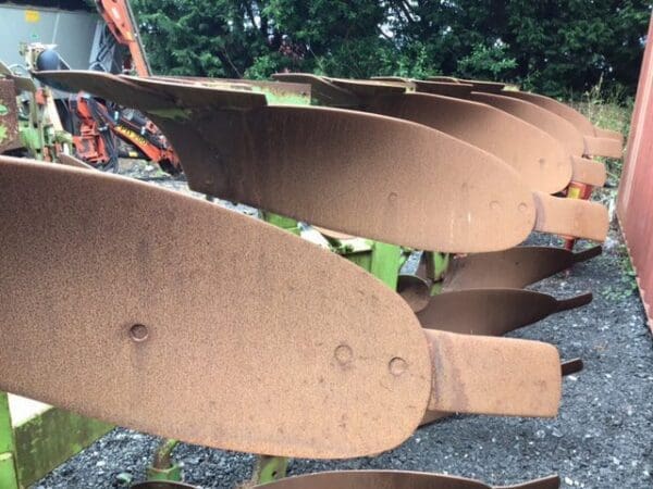 Dowdeswell 5 Furrow Reversible Plough - Image 2
