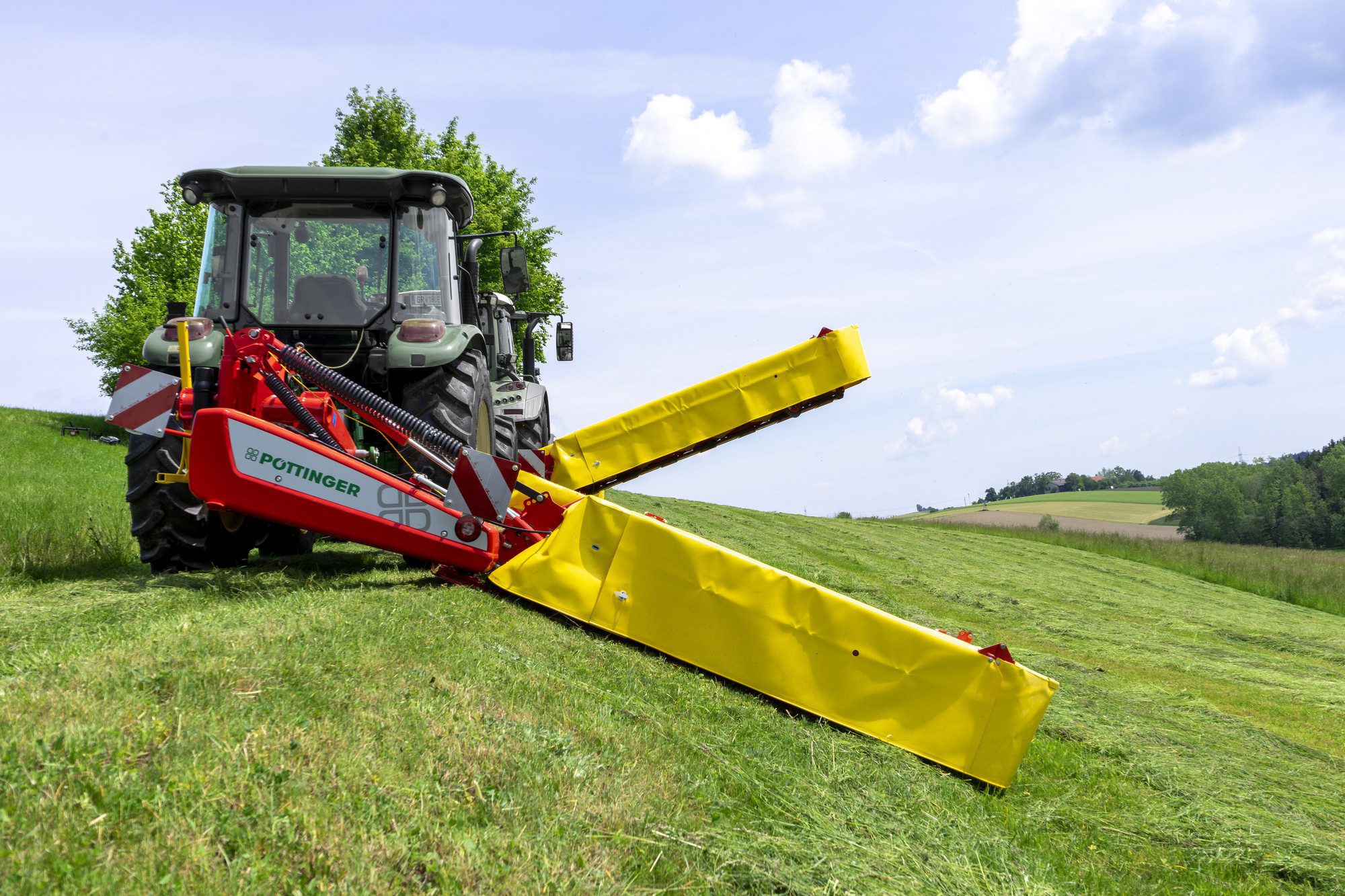 Pottinger Novadisc 262 rear disc mower - Image 3