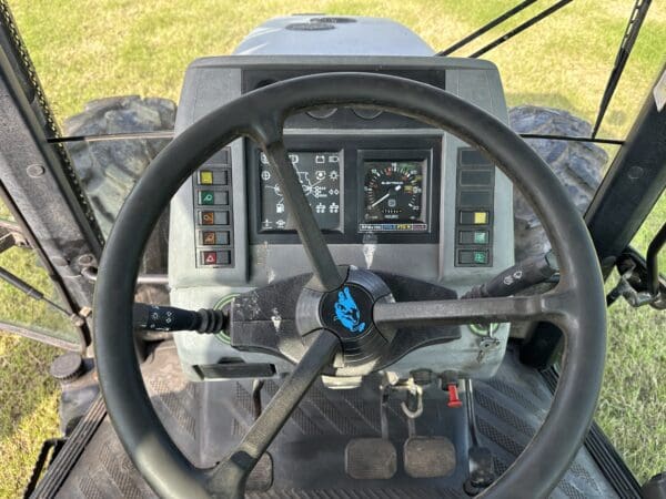 Lamborghini Premium 1050 Tractor - Image 9