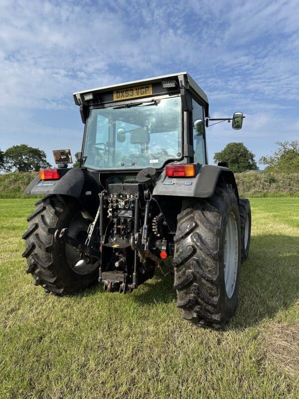 Lamborghini Premium 1050 Tractor - Image 5