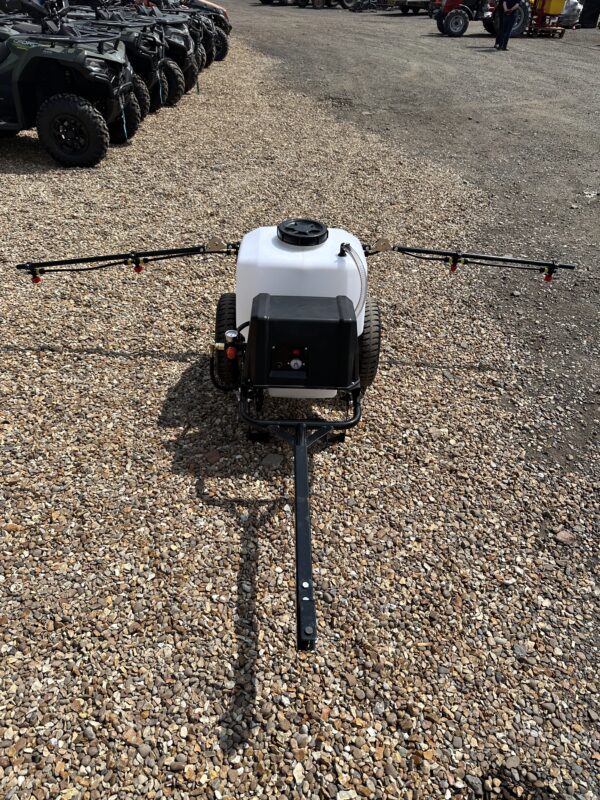 Trailed 80l sprayer - Image 4