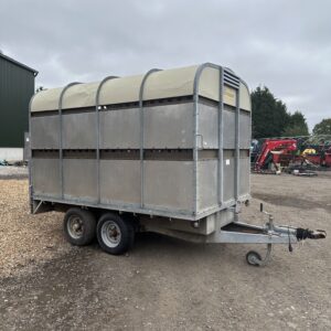 Bateson Cattle Trailer